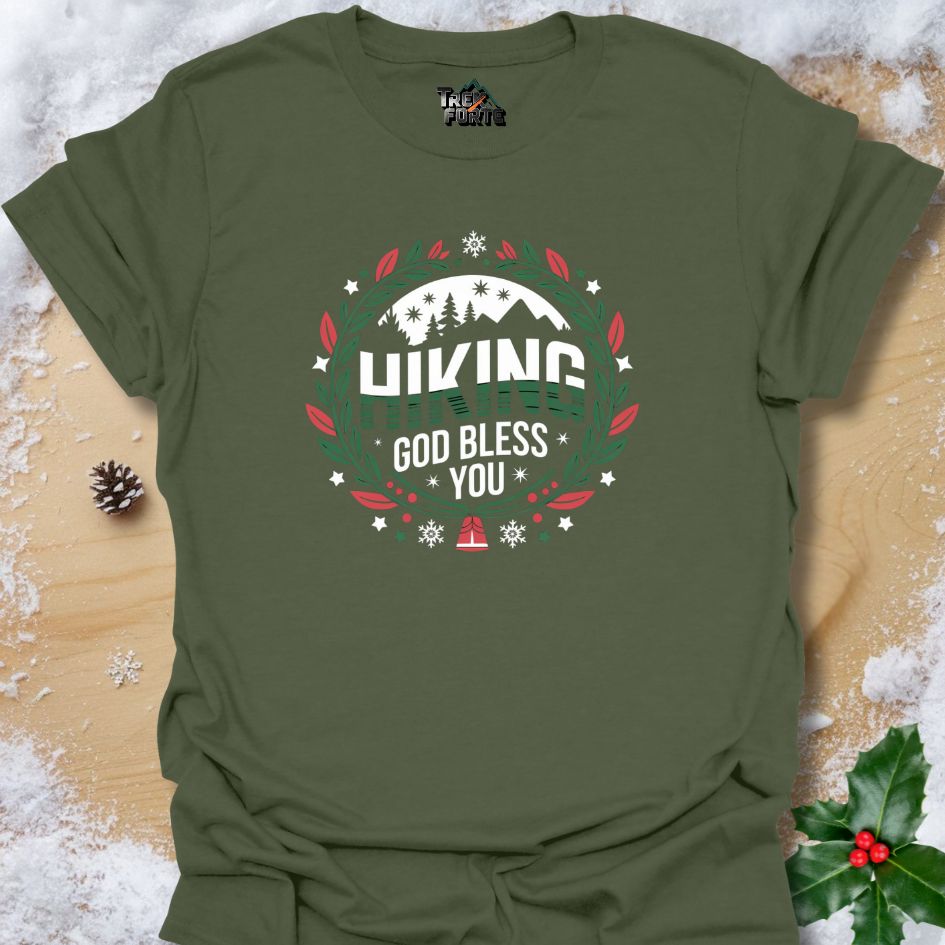 HIKING T-Shirt | Festive Hiking Design with Mountains, Snowflakes & Wreath