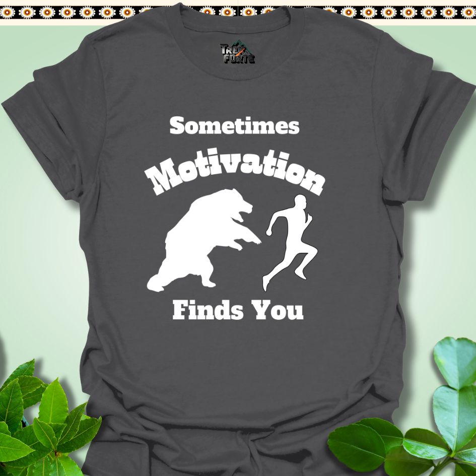 T-Shirt Charcoal / S Motivation Finds You